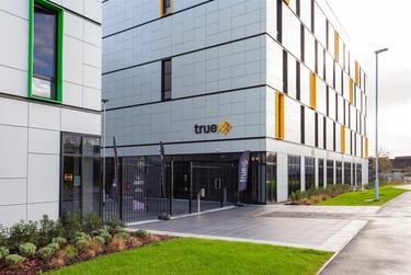 1 bed studio, Morfa Road, City Centre, Swansea, SA12FD - Image 1